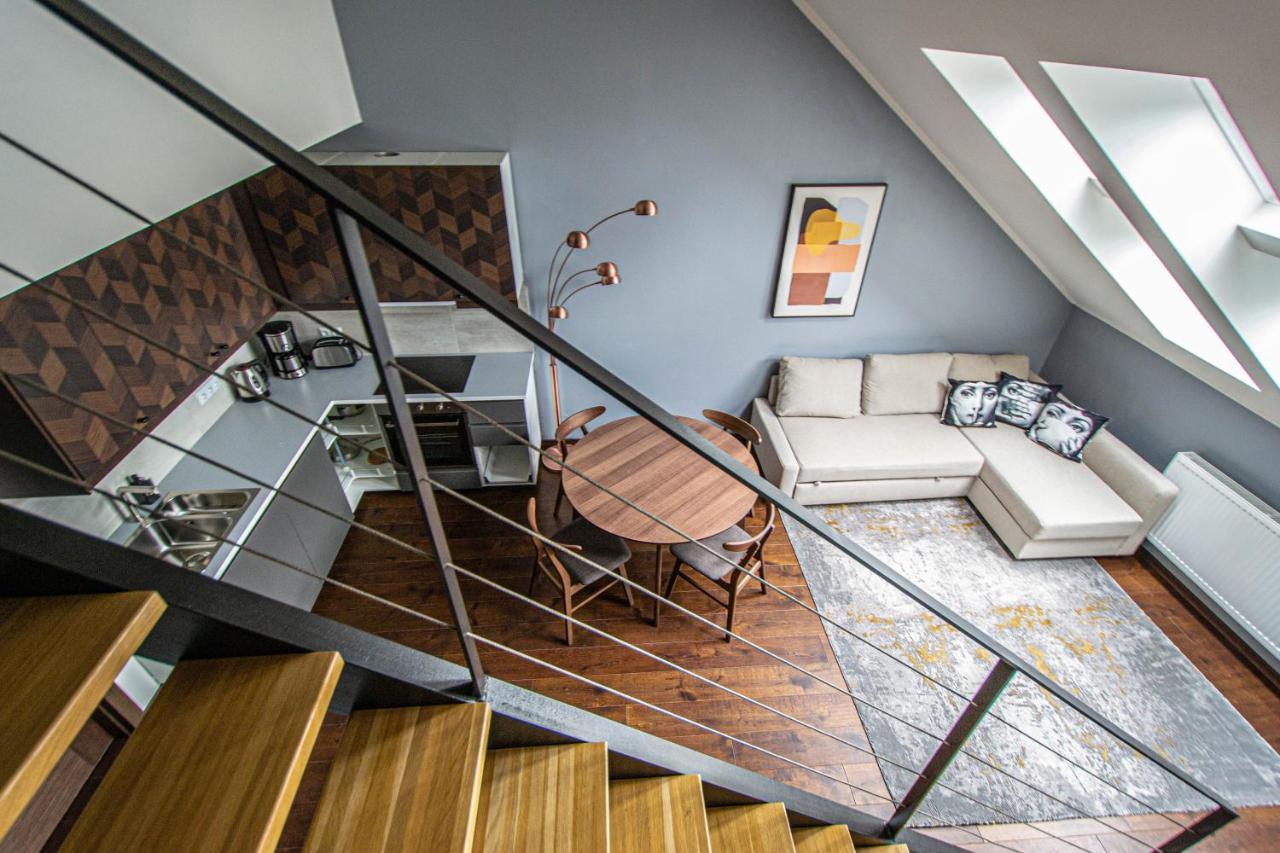 Quite Loft With Balcony And 3 Air Conditioners براغ المظهر الخارجي الصورة